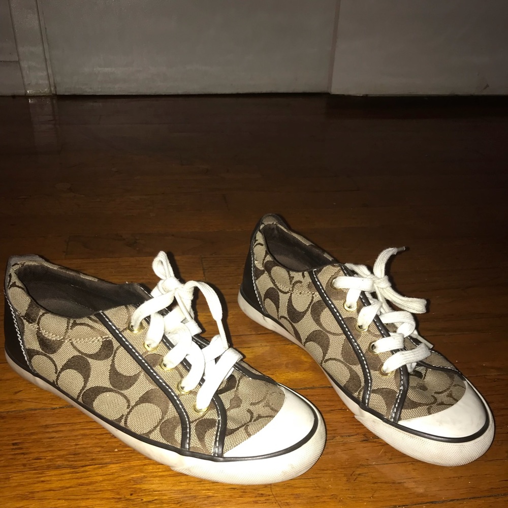 Women’s coach shoes